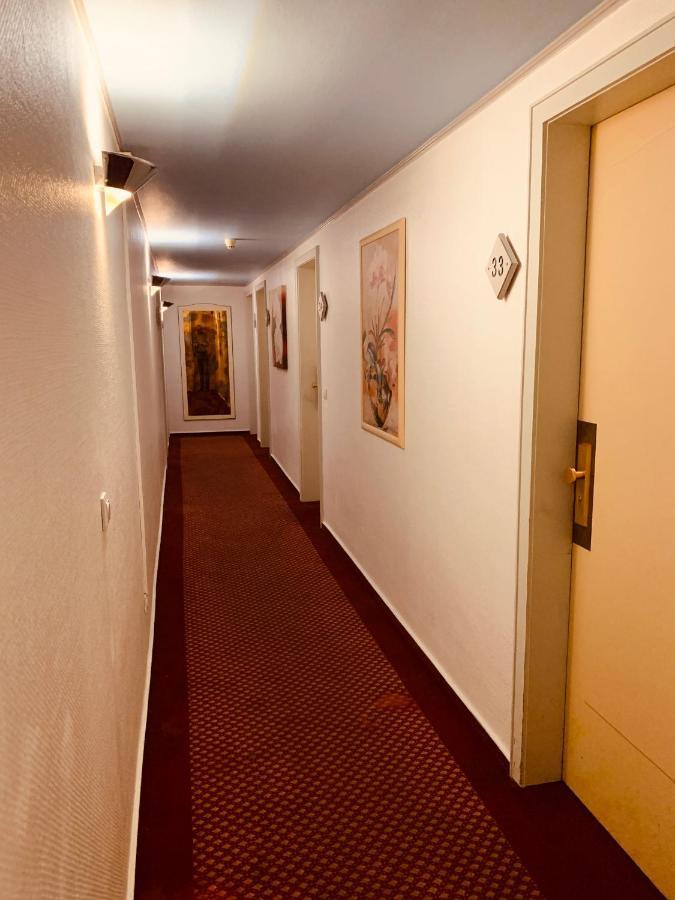 Hotel Kunibert Der Fiese Cologne Luaran gambar