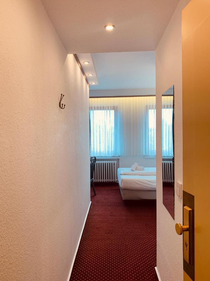 Hotel Kunibert Der Fiese Cologne Luaran gambar