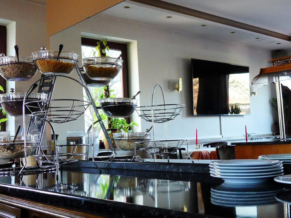 Hotel Kunibert Der Fiese Cologne Luaran gambar
