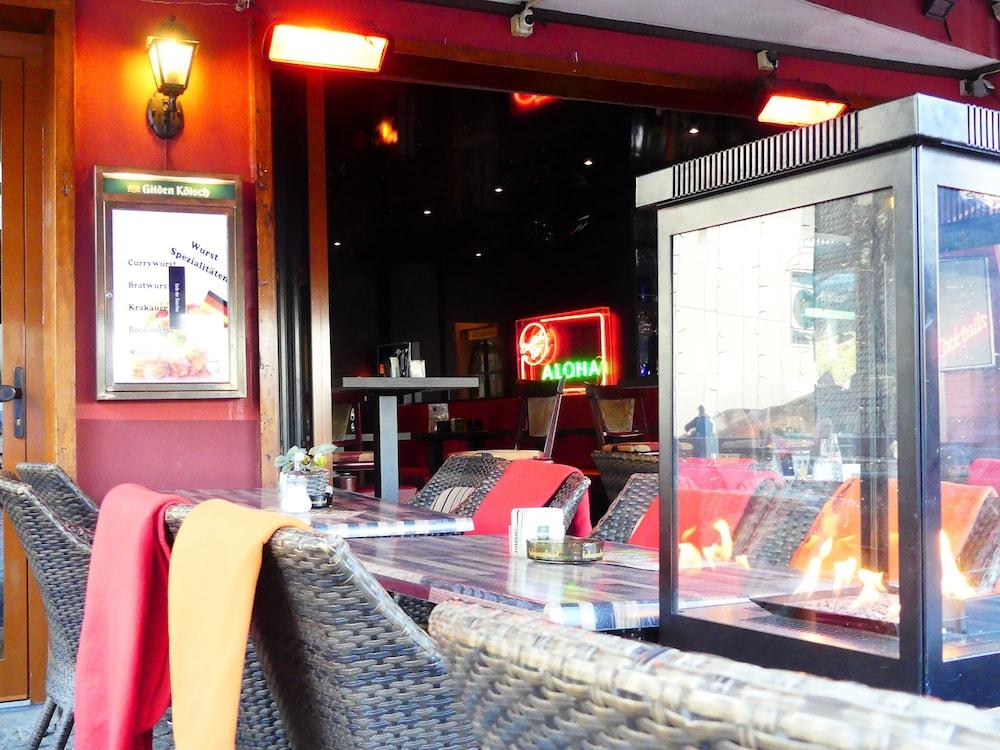 Hotel Kunibert Der Fiese Cologne Luaran gambar