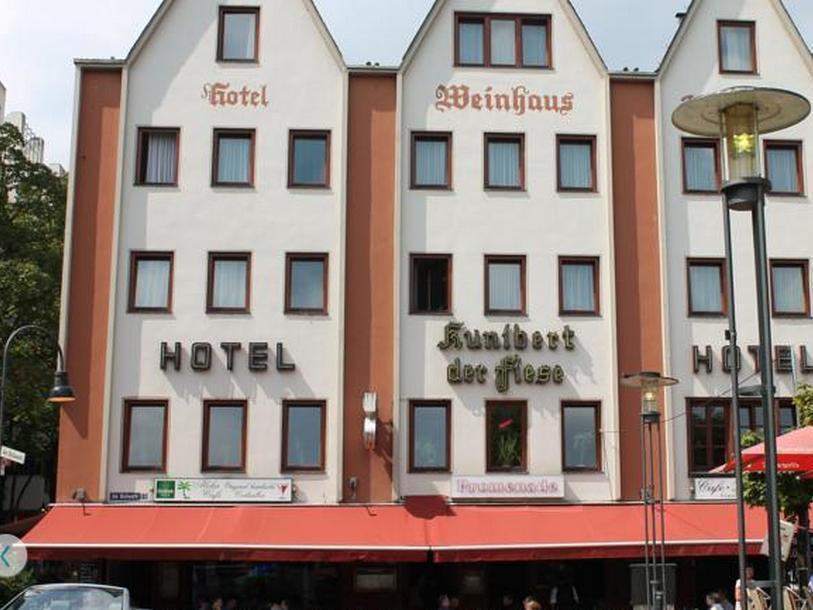 Hotel Kunibert Der Fiese Cologne Luaran gambar