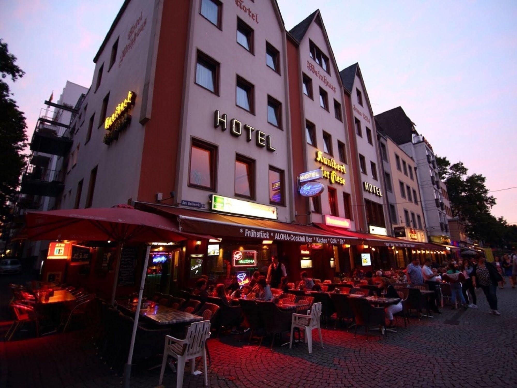 Hotel Kunibert Der Fiese Cologne Luaran gambar