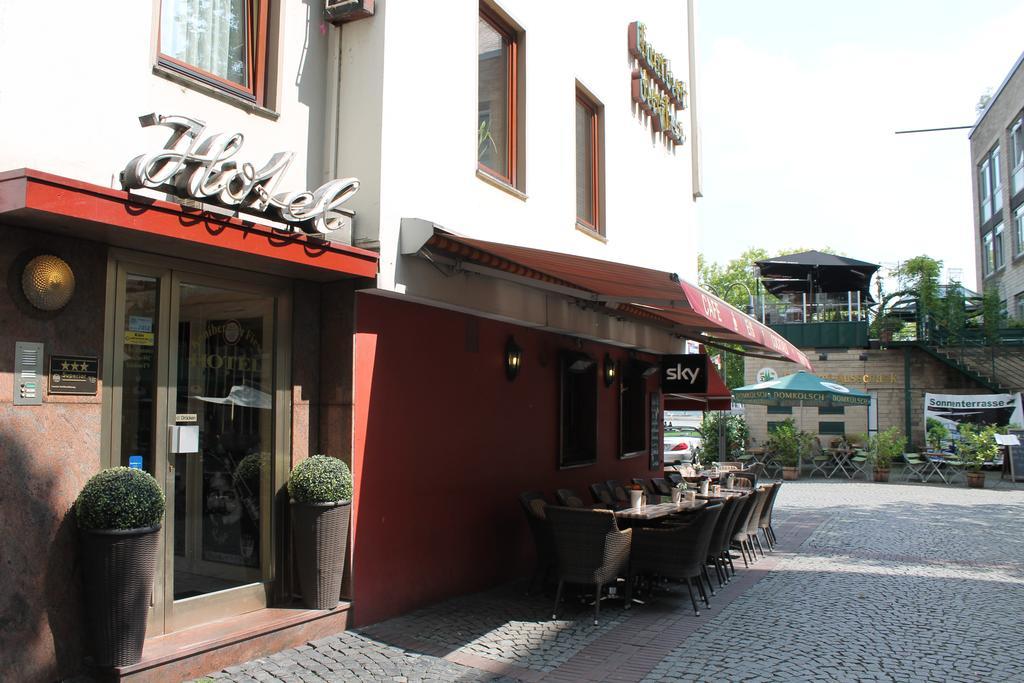 Hotel Kunibert Der Fiese Cologne Luaran gambar